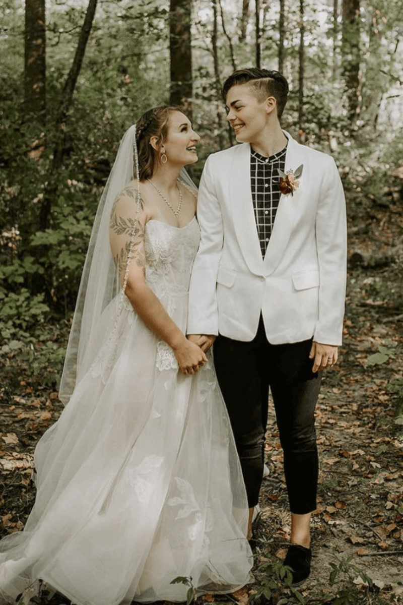 How To Pick The Best Lesbian Wedding Dress How To Pick The Best Lesbian Wedding Dress