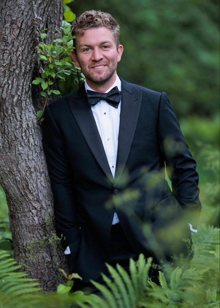 LELAND WHITEHOUSE in a custom Tailory New York garment